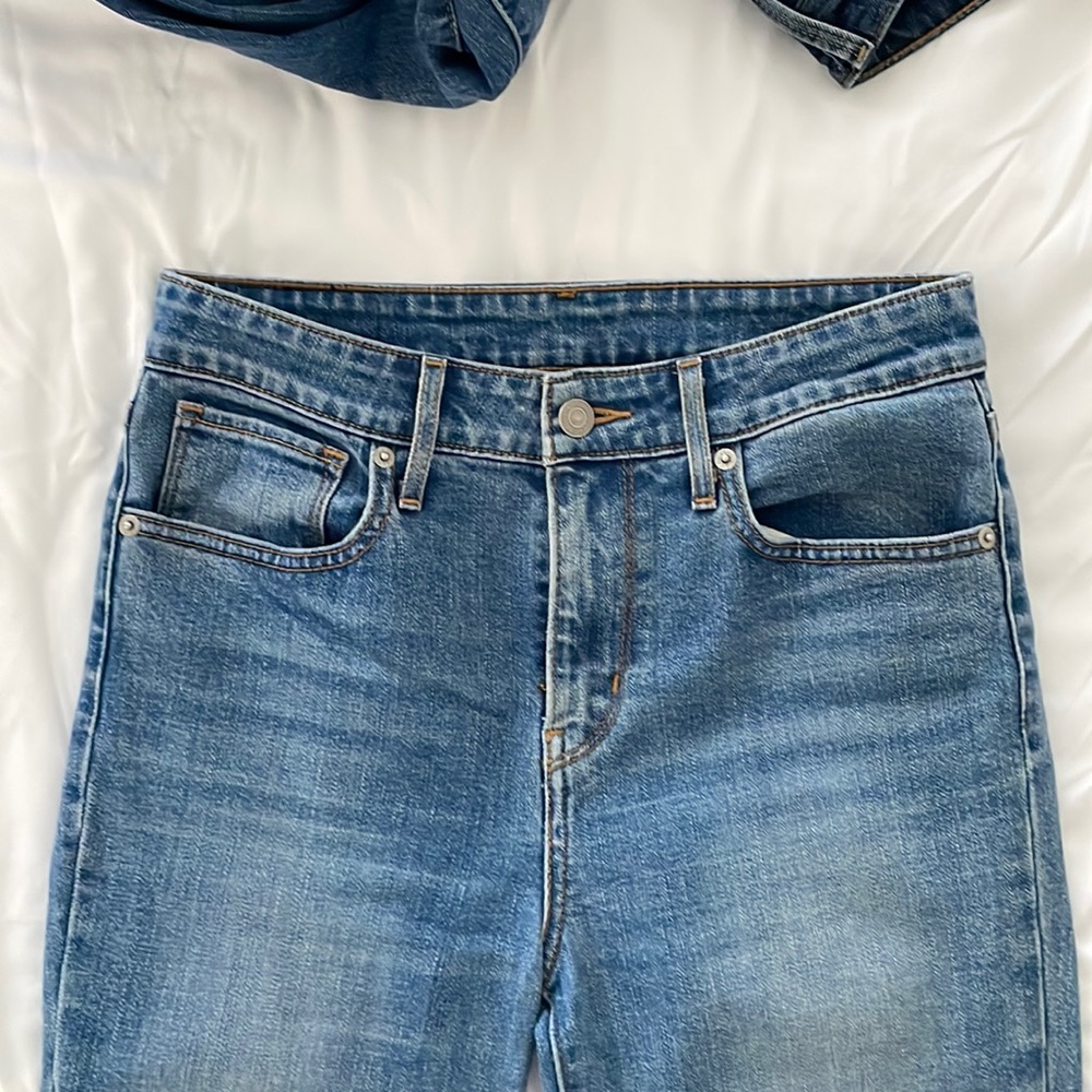Vintage Levi’s straight leg jeans